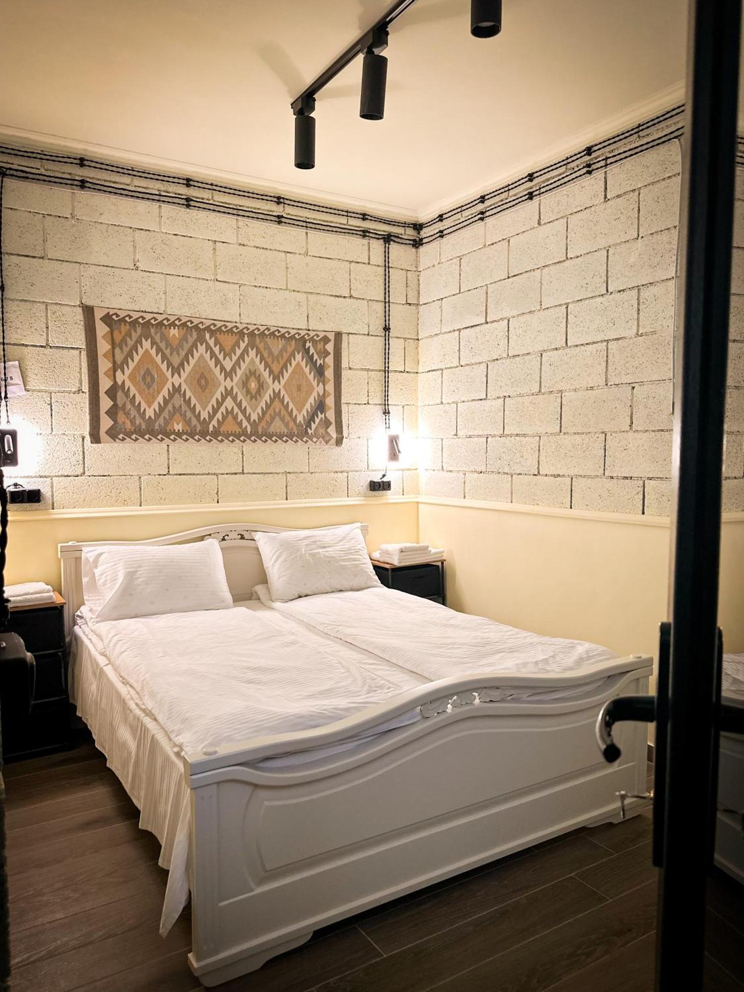 Tiroents Hotel Gyumri Extérieur photo
